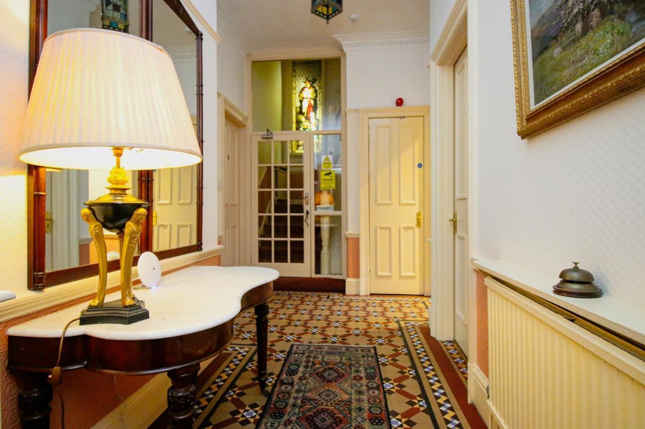 Glasgow Guest House エクステリア 写真